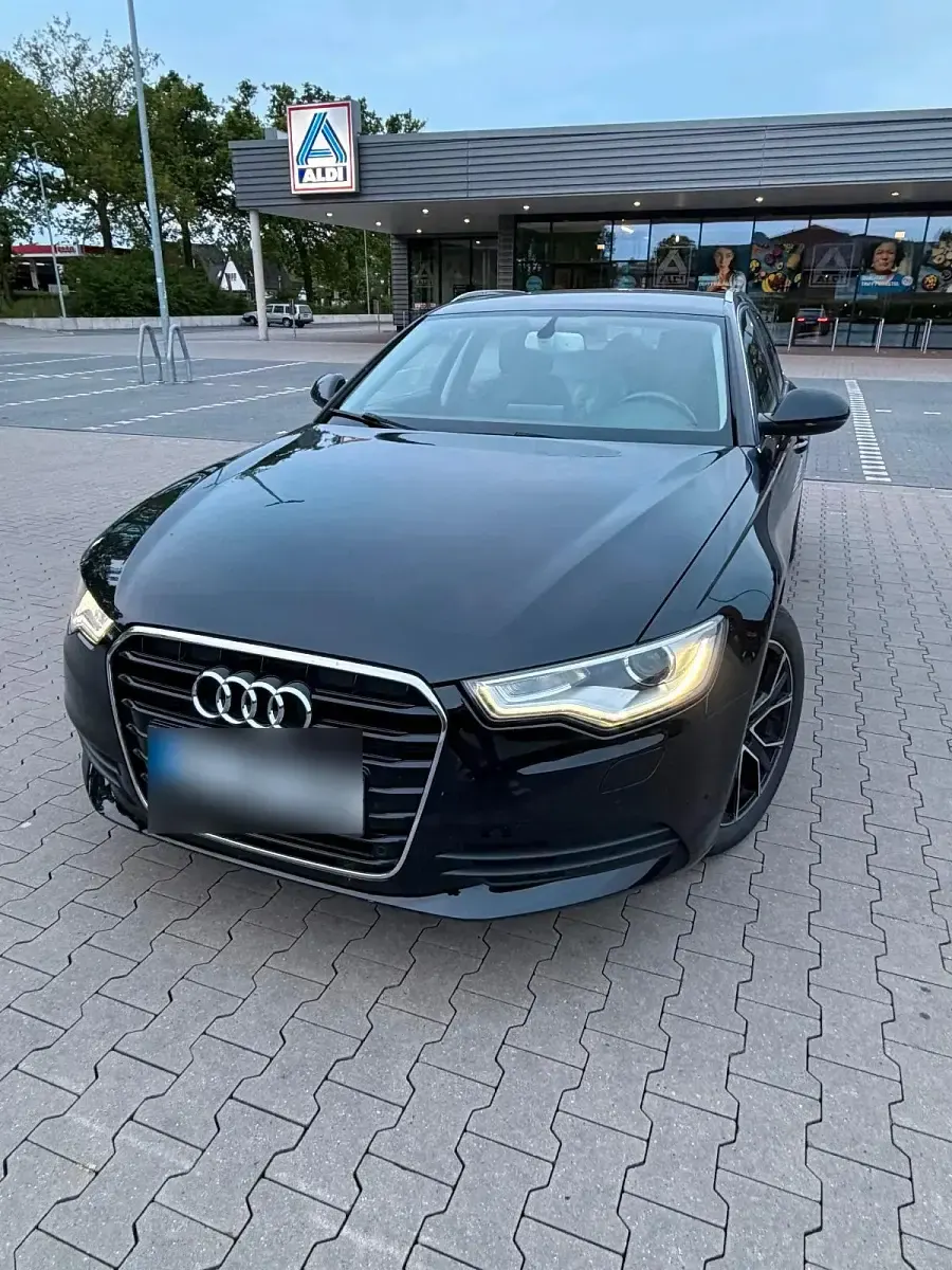 Gebraucht Audi A6 176 PS (129 kW) 2012 Schwarz Kombi