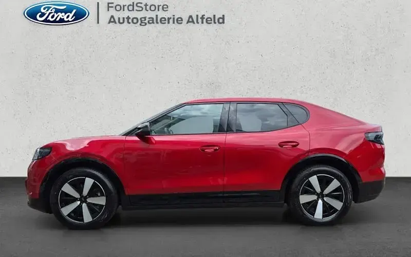 Nowe Ford Capri Select 210 kW (286 KM) 2025 Czerwony SUV