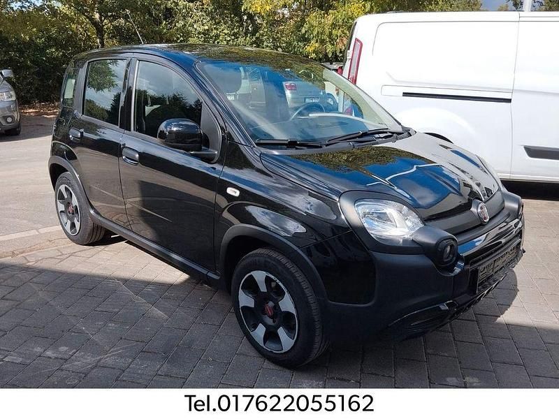 Gebraucht Fiat Panda 69 PS (50 kW) 2023 Schwarz Kleinwagen