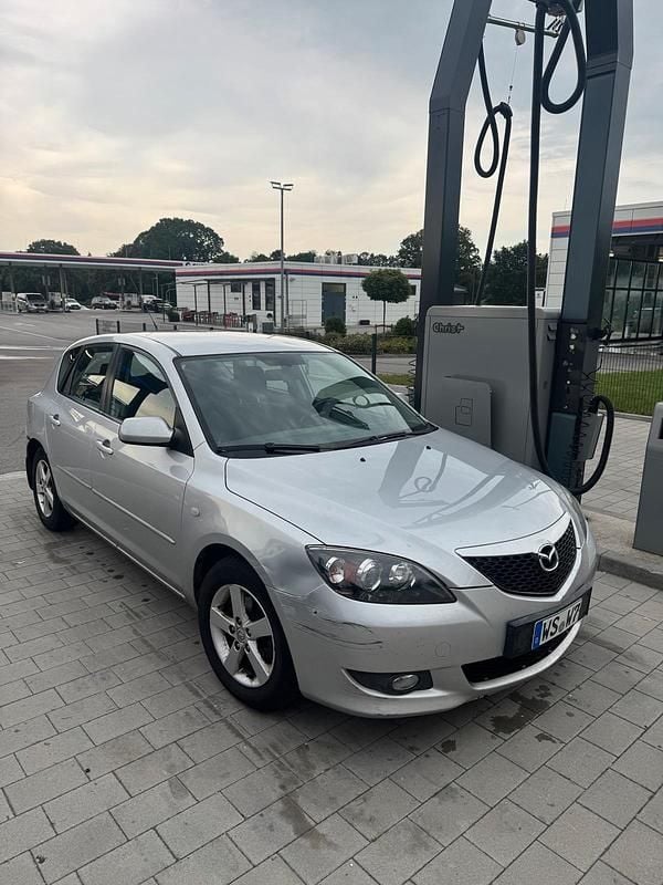 Silber Gebraucht 2005 Mazda 3 Kleinwagen | 1.499 € (Superpreis) - Bild 1/4