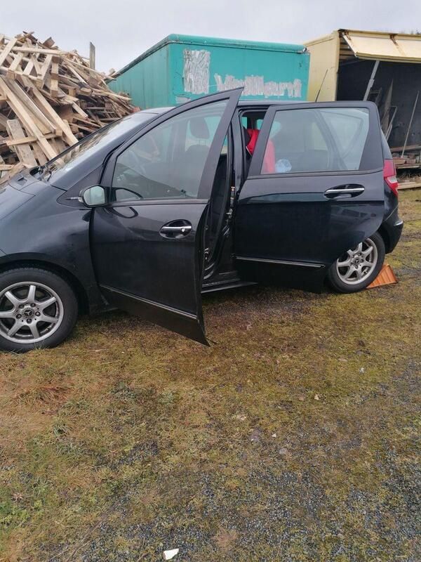 Gebraucht 2005 Mercedes A180 Limousine | 699 € - Bild 1/4