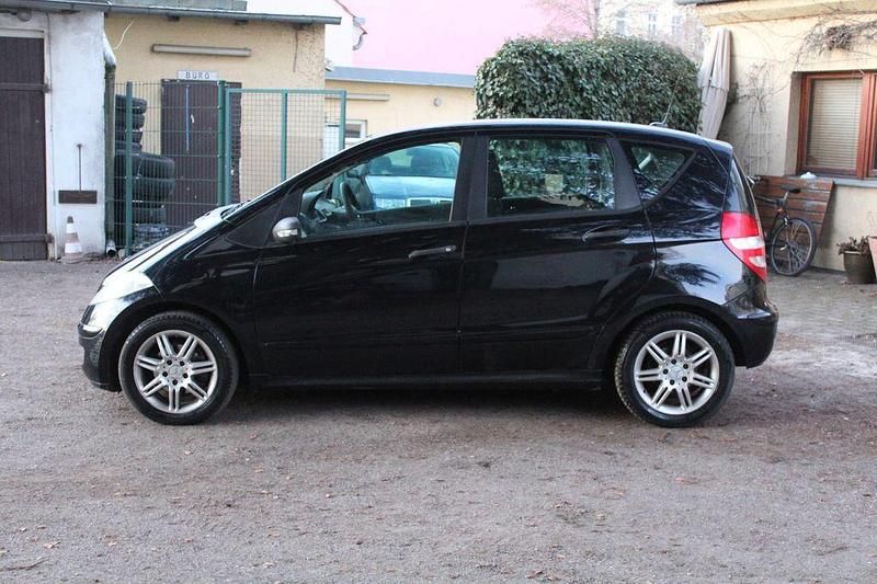 Gebraucht Mercedes A170 116 PS (85 kW) 2005 Schwarz Limousine