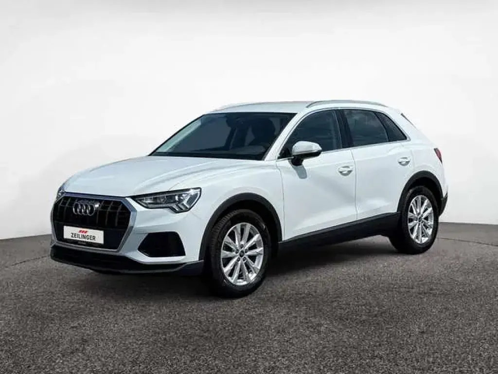 Gebraucht Audi Q3 Sport 150 PS (110 kW) 2023 Gletscherweiß SUV