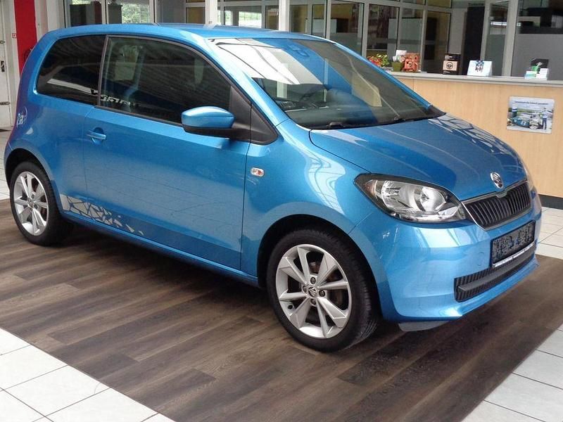 Crystal blau metallic Gebraucht 2016 Skoda Citigo Fun Kleinwagen | 6.990 € (Fairer Preis) - Bild 1/4