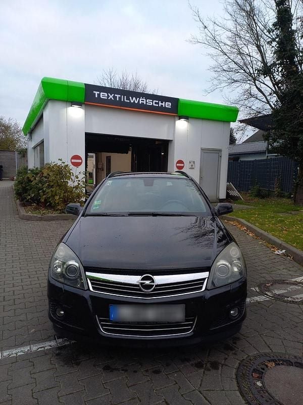 Gebraucht Opel Astra Selection 116 PS (85 kW) 2008 Schwarz Kombi