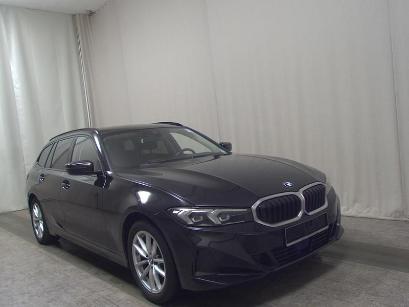 Gebraucht BMW 320 Shadowline 190 PS (139 kW) 2023 Schwarz Kombi