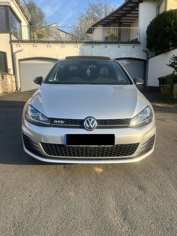 Silber Gebraucht 2016 VW Golf VII GTD Limousine | 14.700 € (Fairer Preis) - Bild 1/4
