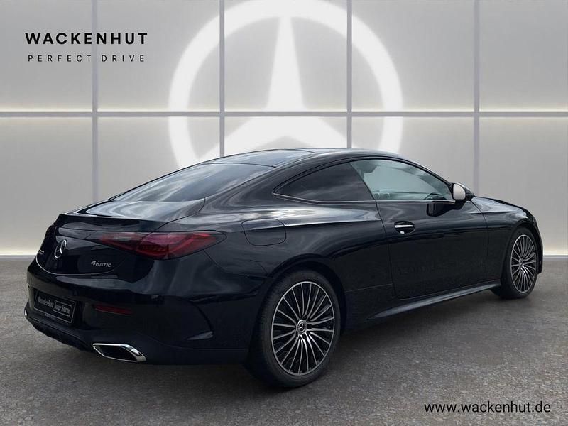 Gebraucht Mercedes CLE300 AMG 258 PS (189 kW) 2023 Schwarz Coupé