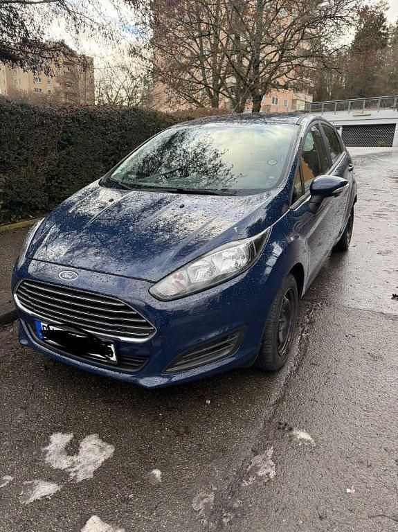 Gebraucht Ford Fiesta Titanium 82 PS (60 kW) 2014 Blau Kleinwagen