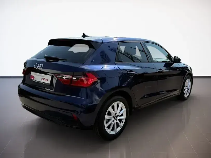 Gebraucht Audi A1 Sportback Advanced 116 PS (85 kW) 2025 Navarrablau metallic Kleinwagen
