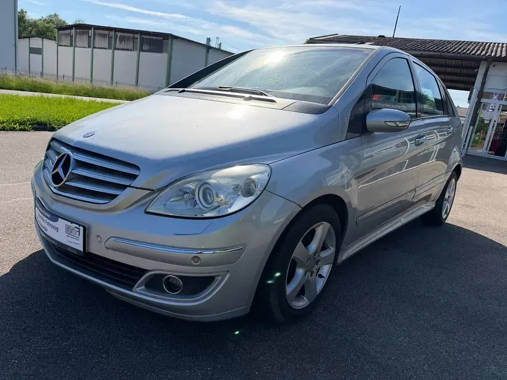 Occasion Mercedes E200 193 ch (141 kW) 2005 Argent Berline