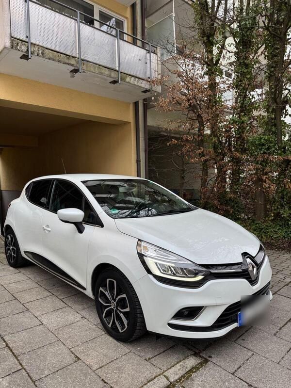 Weiß Gebraucht 2019 Renault Clio IV Intens Kleinwagen | 8.290 € (Guter Preis) - Bild 1/4