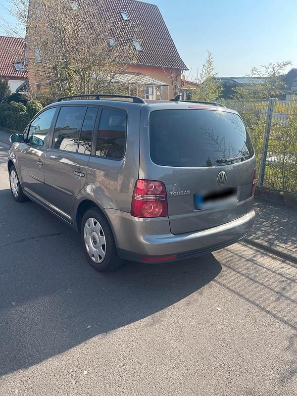 Gebraucht VW Touran 140 PS (102 kW) 2008 Grau Van / Kleinbus