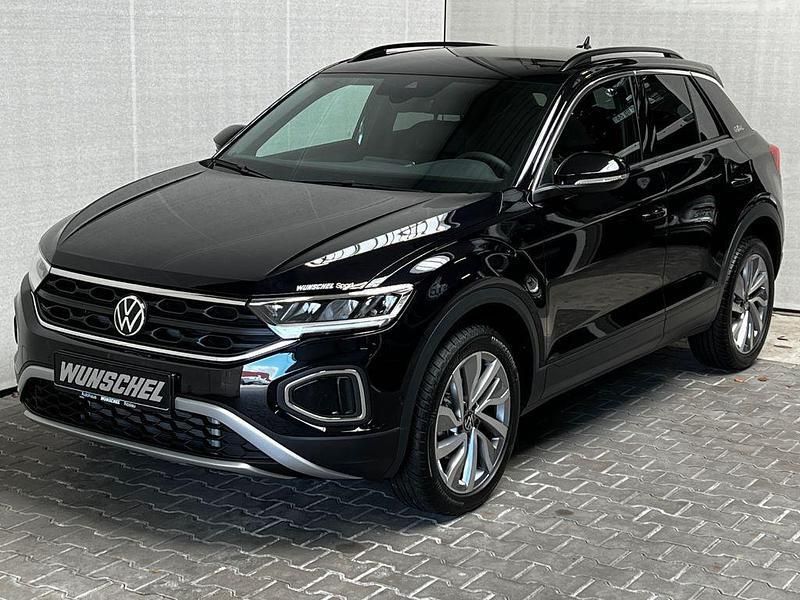 Schwarz Neu 2025 VW T-Roc Goal SUV | 38.670 € (Teuer) - Bild 1/4
