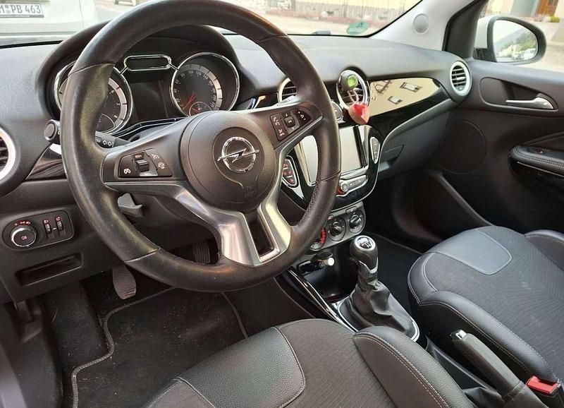 Gebraucht Opel Adam Glam 101 PS (74 kW) 2016 Violett Kleinwagen