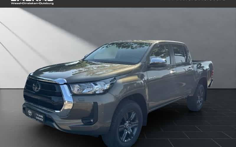 Braun Neu 2025 Toyota HiLux Comfort Abholung | 52.950 € (Guter Preis) - Bild 1/4