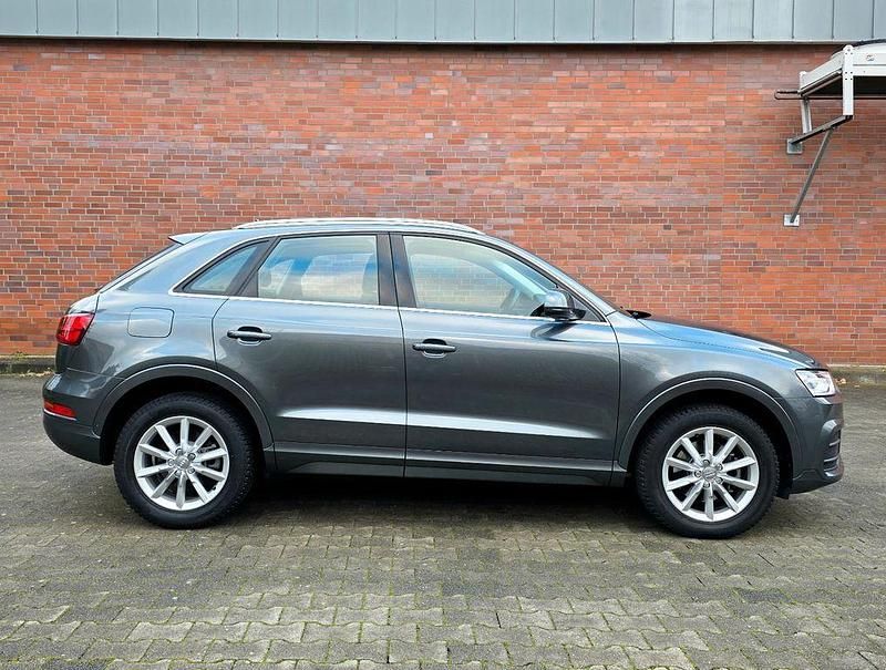 Gebraucht Audi Q3 Design 184 PS (135 kW) 2015 Grau SUV