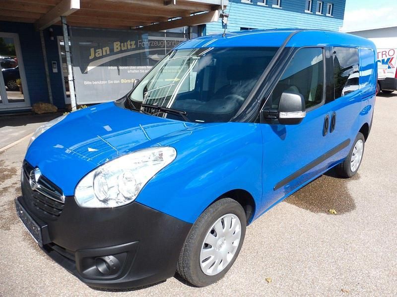 Blau Gebraucht 2013 Opel Combo Van / Kleinbus | 6.977 € (Fairer Preis) - Bild 1/4