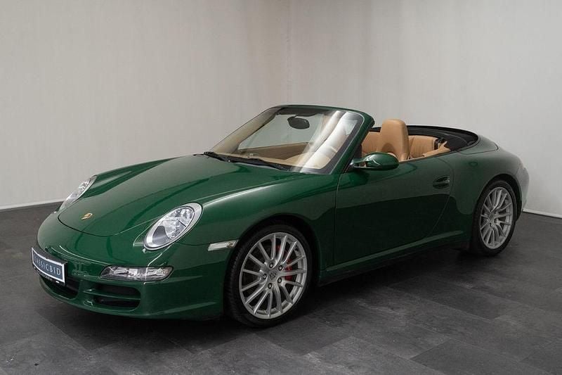 Grün (sonderlackierung) Gebraucht 2007 Porsche 911 Carrera 4S Cabriolet Cabrio | 64.900 € (Etwas zu teuer) - Bild 1/4