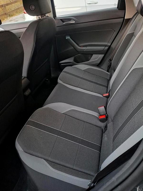 Gebraucht VW Polo 95 PS (69 kW) 2019 Grau Kleinwagen