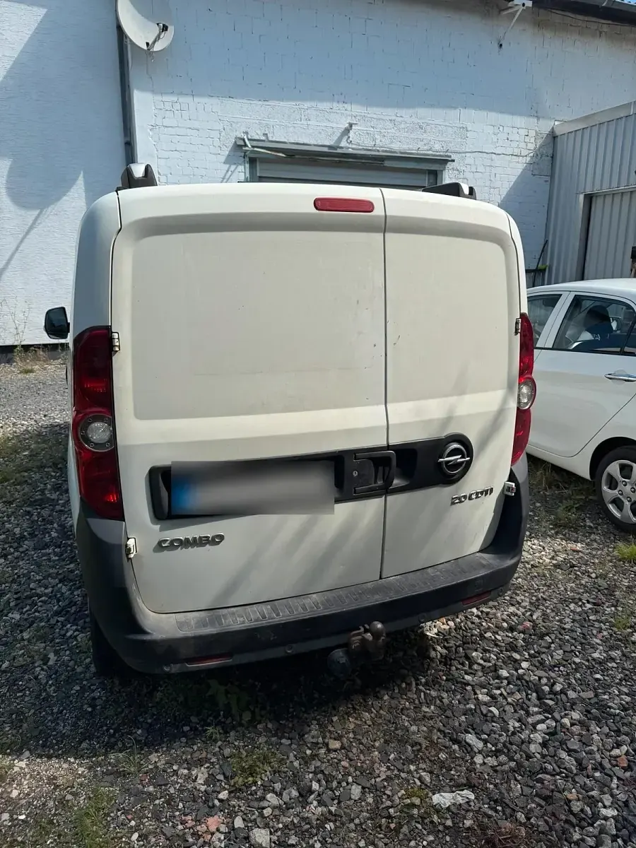 Gebraucht Opel Combo 135 PS (99 kW) 2014 Weiß Van / Kleinbus