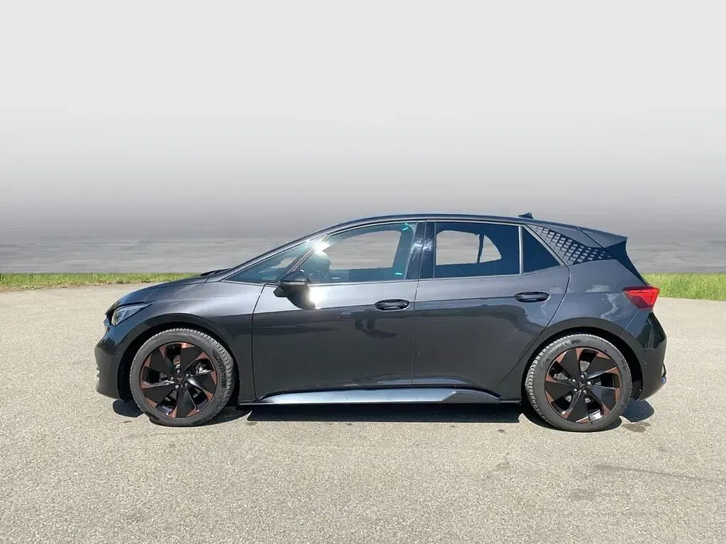Gebraucht Cupra Born 150 kW (204 PS) 2023 Quasargrau Kleinwagen