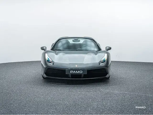 Second-hand Ferrari 488 670 CP (492 kW) 2017 Gri Cabrio