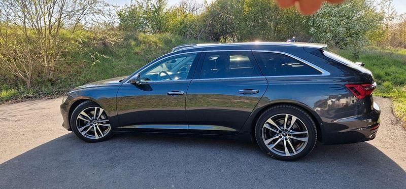 Gebraucht Audi A6 Ambiente 286 PS (210 kW) 2021 Grau Limousine