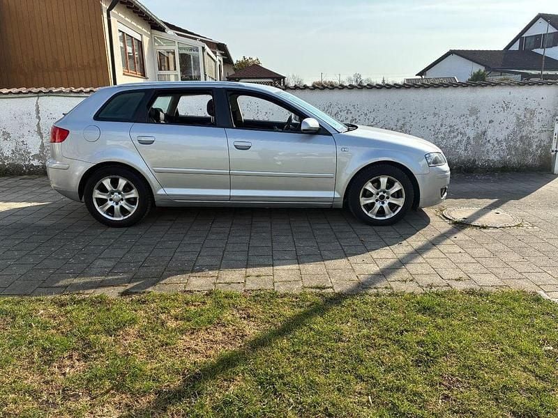 Second-hand Audi A3 Ambition 125 CP (91 kW) 2008 Argintiu Hatchback