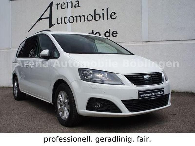 Weiß Gebraucht 2022 Seat Alhambra Style Van / Kleinbus | 21.900 € (Superpreis) - Bild 1/4