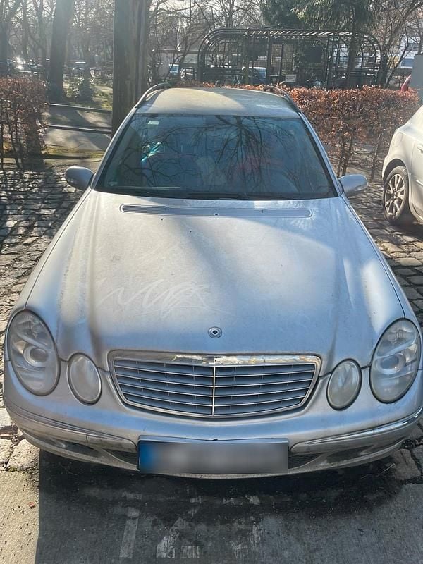 Gebraucht Mercedes E320 204 PS (150 kW) 2003 Silber Kombi