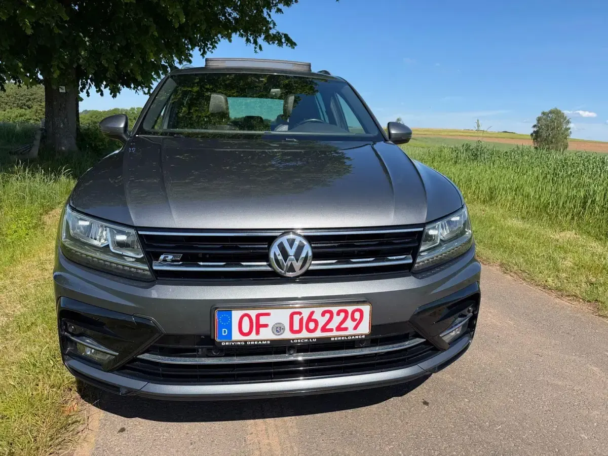 Gebraucht VW Tiguan Highline 239 PS (175 kW) 2020 Grau SUV