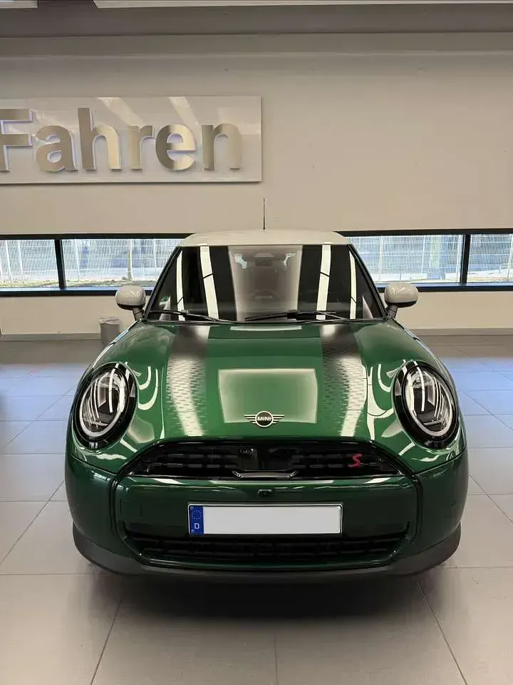 Gebraucht Mini Cooper S 204 PS (150 kW) 2026 Grün Kleinwagen