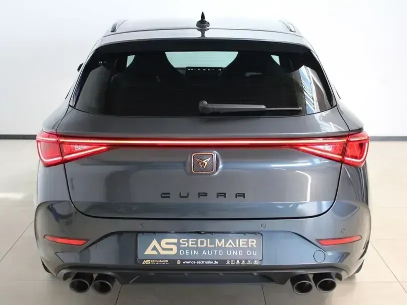 Gebraucht Cupra Leon VZ 310 PS (228 kW) 2024 Grau Limousine