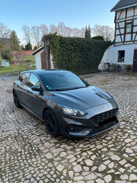 Gebraucht Ford Focus ST-Line 150 PS (110 kW) 2018 Grau Limousine