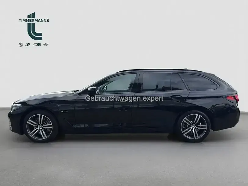 Gebraucht BMW 530e Luxury Line 292 PS (214 kW) 2022 Schwarz uni Kombi