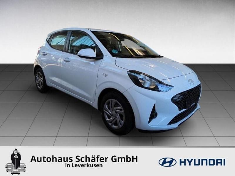 Gebraucht Hyundai i10 Select 63 PS (46 kW) 2025 Weiss Kleinwagen