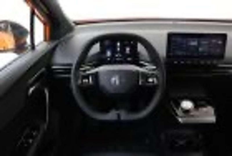 Gebraucht MG MG4 EV Luxury 150 kW (204 PS) 2024 Fizzy orange: nfz Kleinwagen