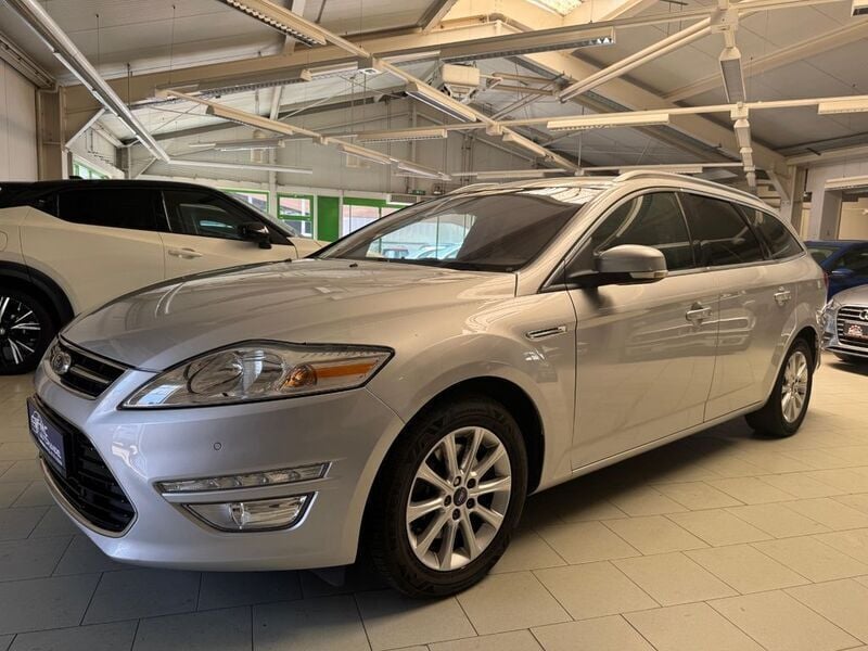 Silber Gebraucht 2013 Ford Mondeo Titanium Limousine | 7.499 € (Superpreis) - Bild 1/4