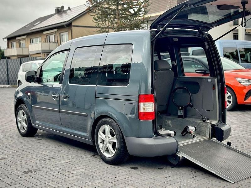 Grau Gebraucht 2004 VW Caddy Life Van / Kleinbus | 10.999 € - Bild 1/4