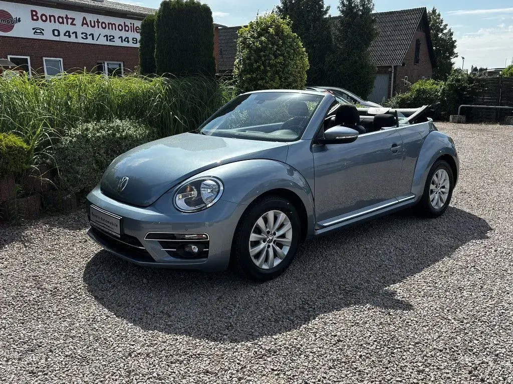 Gebraucht VW Beetle Design 105 PS (77 kW) 2018 Blau Kleinwagen