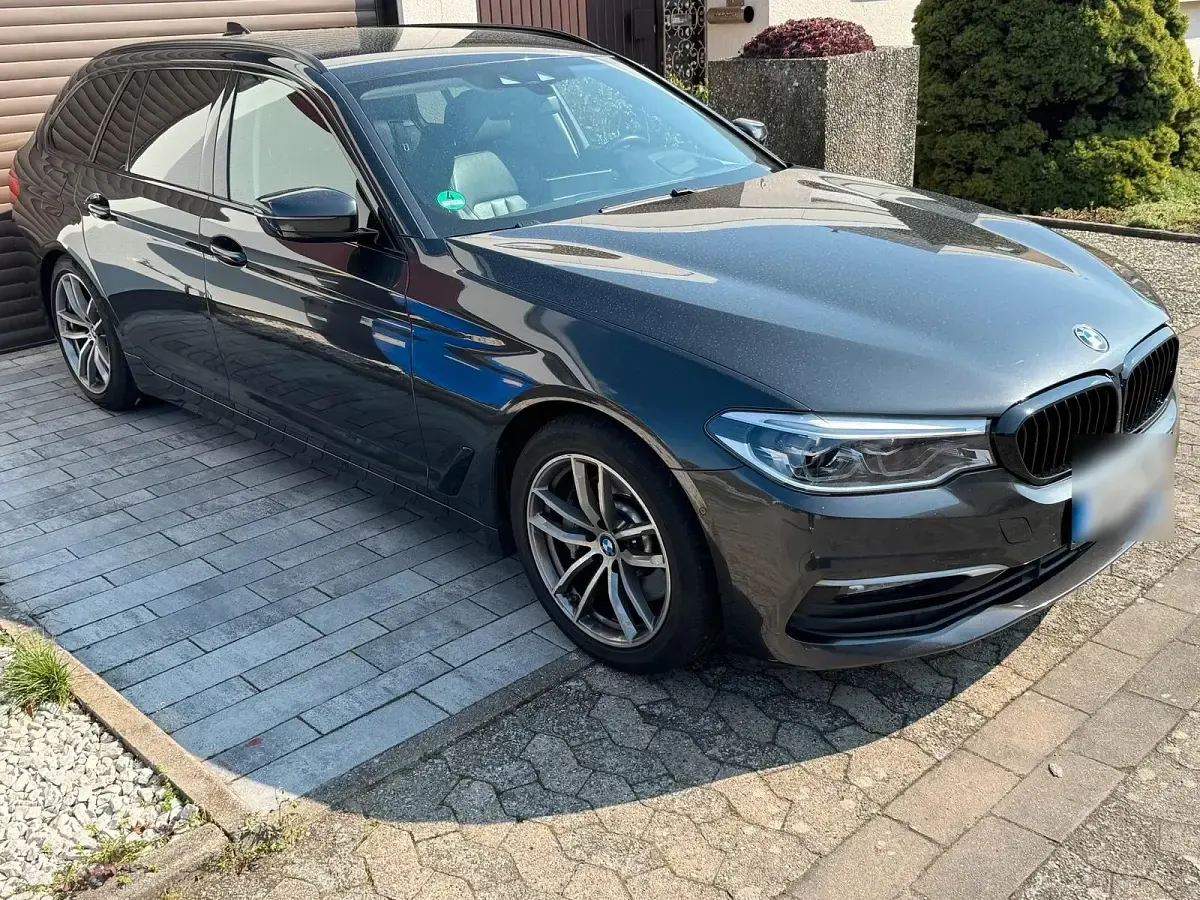 Używany BMW 530 Shadowline 265 KM (194 kW) 2018 Szary Kombi