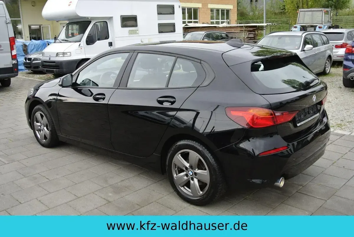 Gebraucht BMW 118 Performance 136 PS (100 kW) 2020 Schwarz Kleinwagen