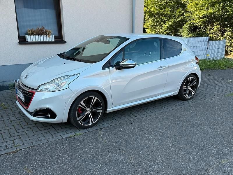 Gebraucht Peugeot 208 GTi 208 PS (152 kW) 2016 Weiß Kleinwagen