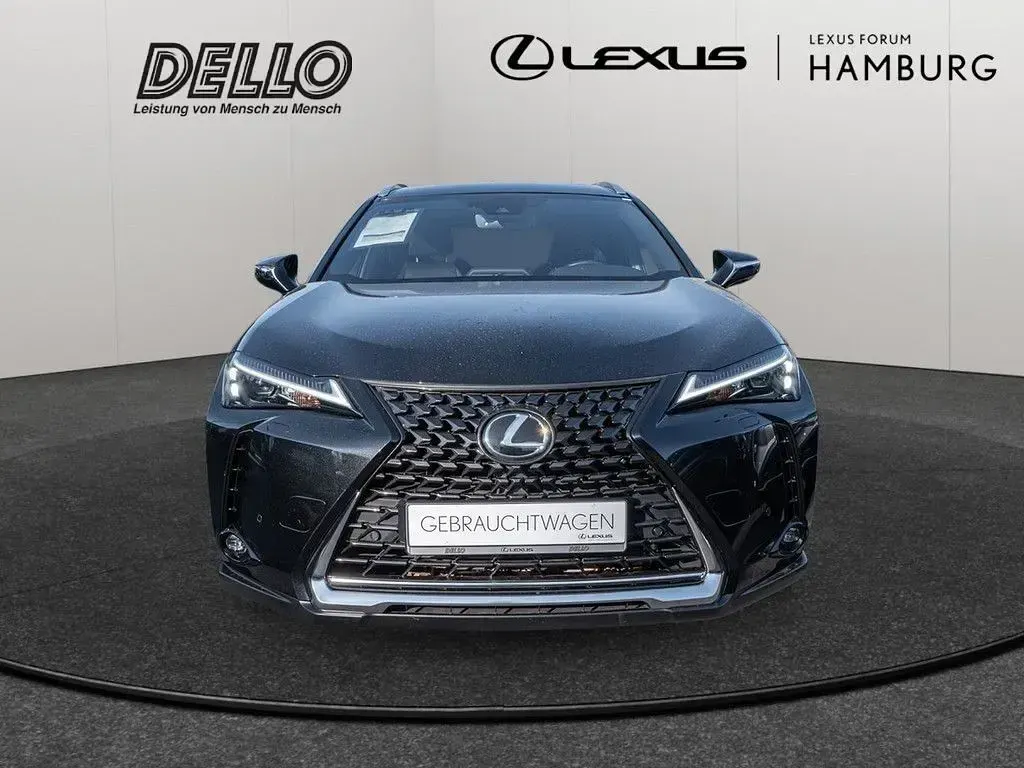 Gebraucht Lexus UX 184 PS (135 kW) 2023 Schwarz SUV