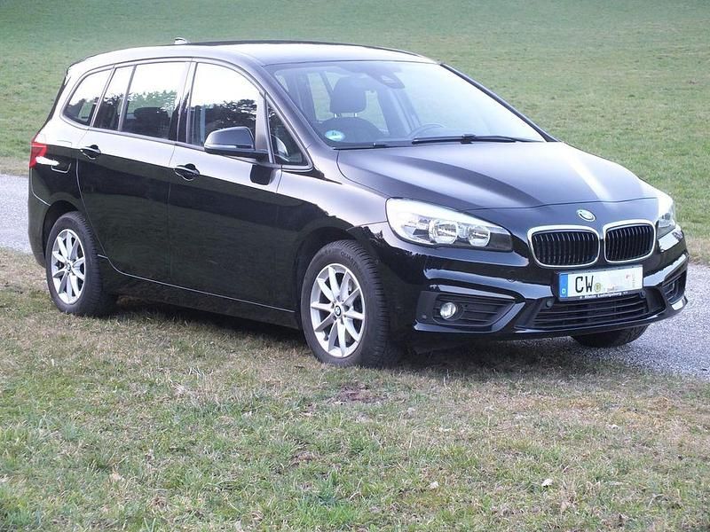 Gebraucht BMW 218 Gran Tourer Advantage 136 PS (100 kW) 2017 Schwarz Van / Kleinbus