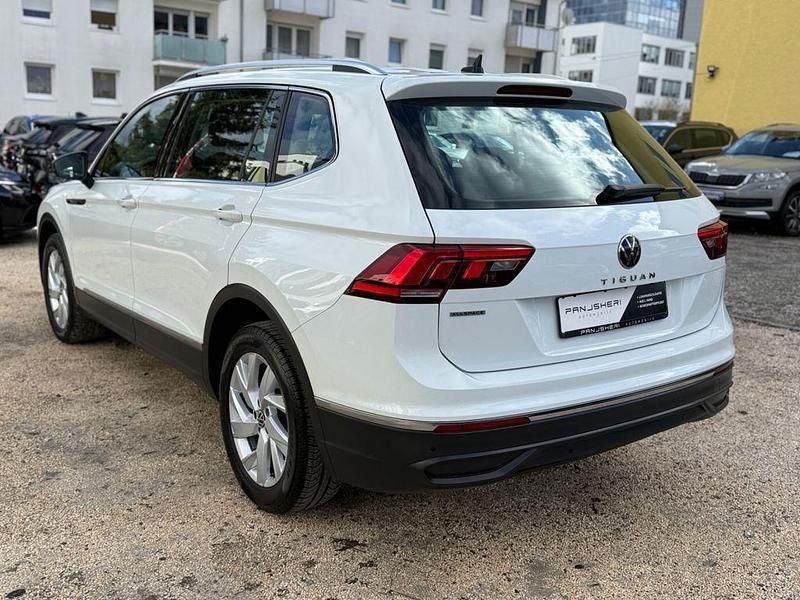 Gebraucht VW Tiguan Allspace Life 150 PS (110 kW) 2022 Pure white SUV