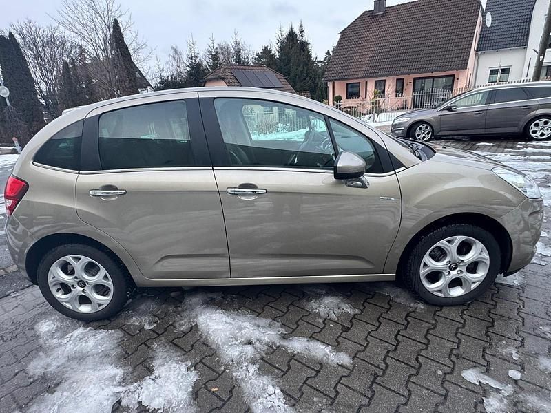 Gebraucht Citroën C3 120 PS (88 kW) 2010 Braun Kleinwagen