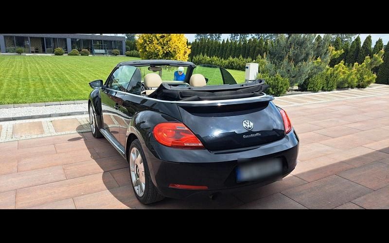 Gebraucht VW Beetle 105 PS (77 kW) 2013 Schwarz Kleinwagen