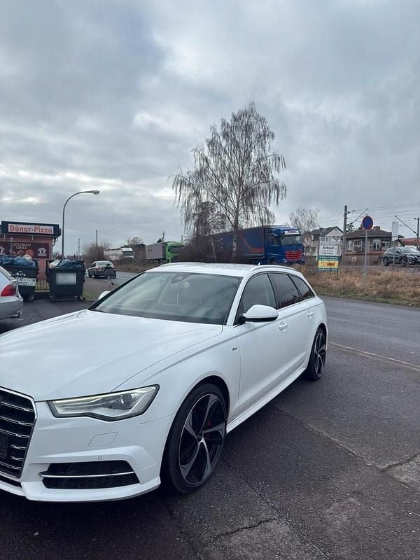 Gebraucht Audi A6 Comfort 220 PS (161 kW) 2017 Weiß Kombi